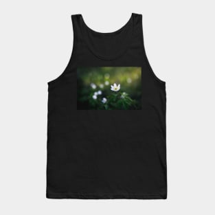 Anemone nemorosa flower in the forest Tank Top